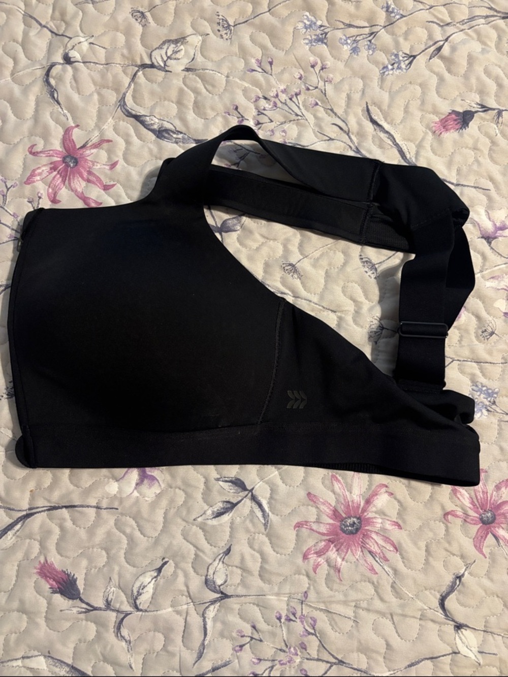 Black Women's Adjustable Sports Bra